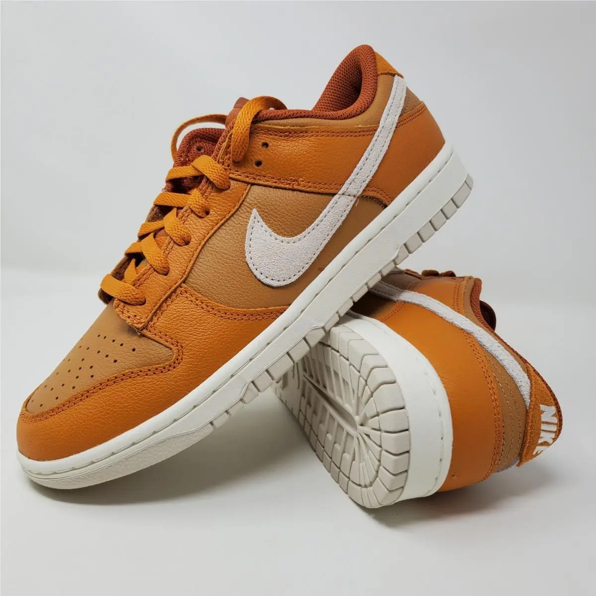 Nike Dunk Low SE Monarch Brown Orange HJ9121-815 Men`s Size 9.5 - Brown