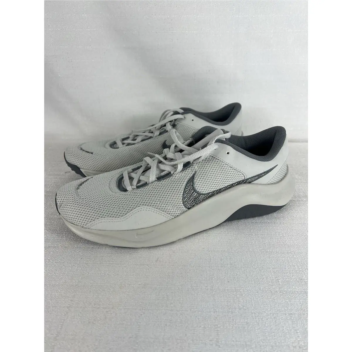 Nike shoes - Legend Essential 3 - Legend Essential - DM1120-005 - Photon Dusk/Anthracite 0
