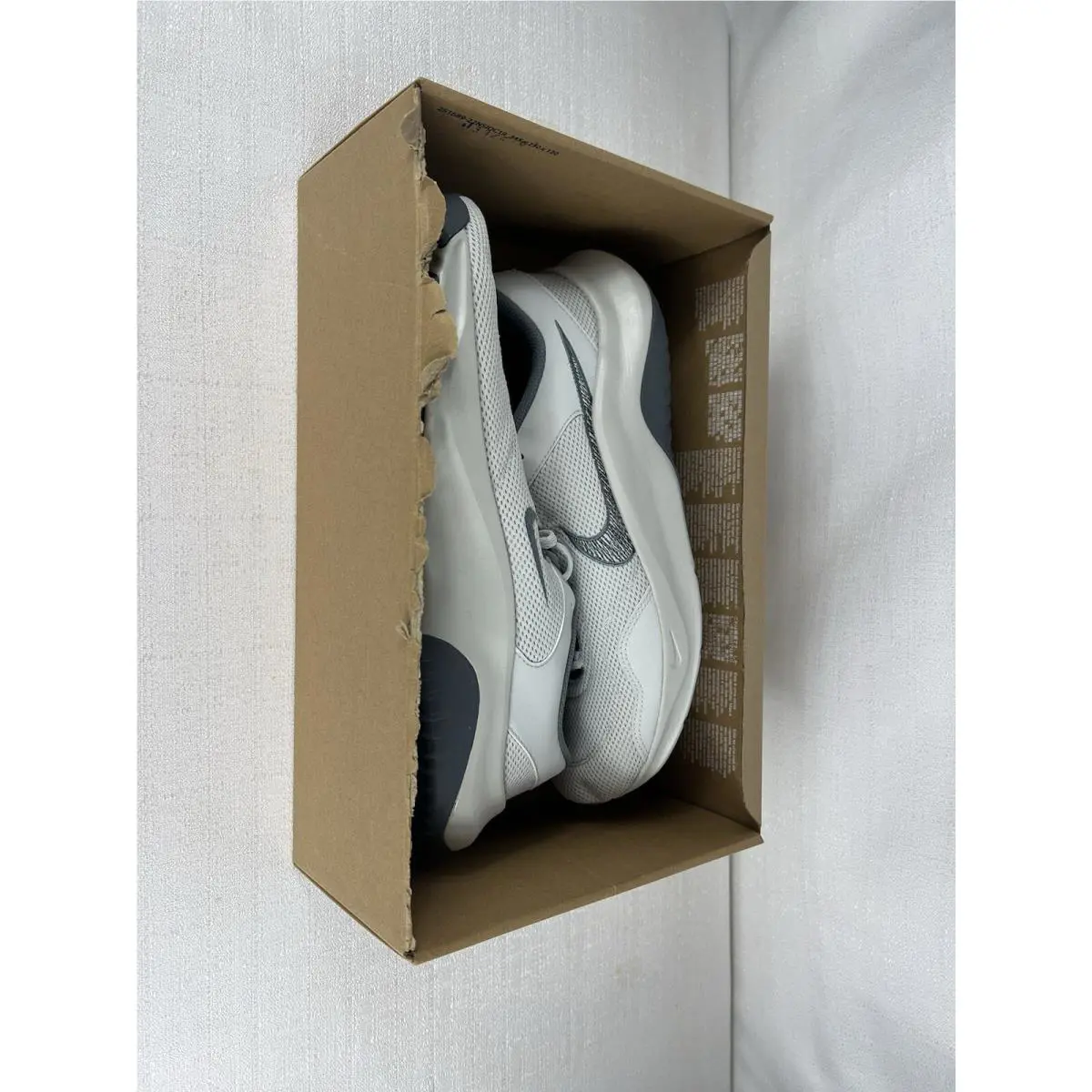 Nike shoes - Legend Essential 3 - Legend Essential - DM1120-005 - Photon Dusk/Anthracite 5