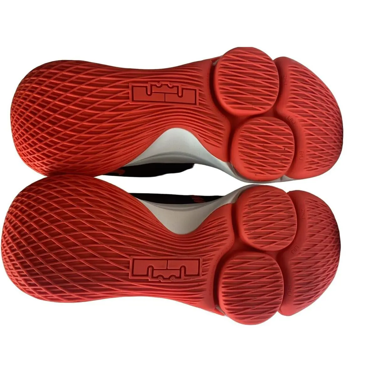 Nike shoes - Nike LeBron Witness - LeBron Witness - Multicolor 3