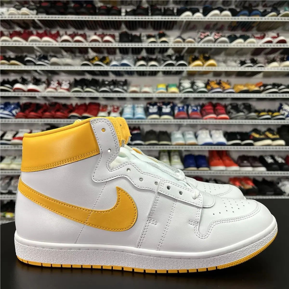 Nike Jordan Air Ship PE SP University Gold DX4976-107 Men’s Size 12.5