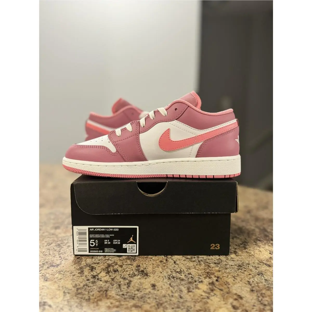Nike shoes - Nike Air Jordan 1 - Air - 553560-616 - Multicolor (UPC: 0196604452748) 0