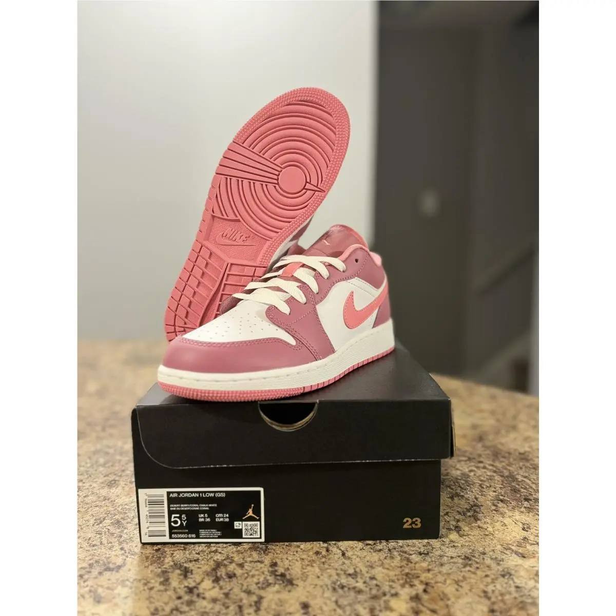 Nike shoes - Nike Air Jordan 1 - Air - 553560-616 - Multicolor (UPC: 0196604452748) 1
