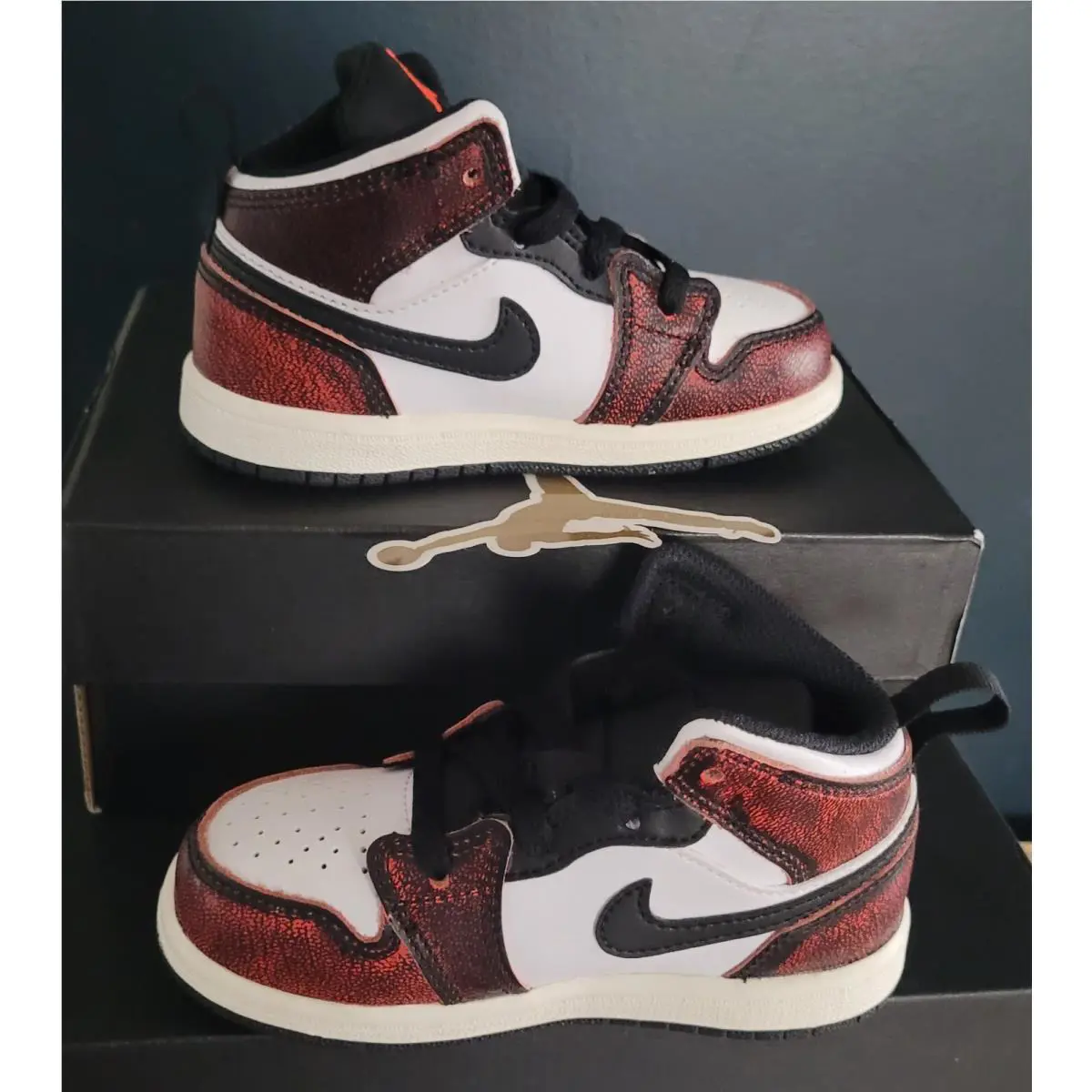 Nike shoes - Jordan 1 Mid SE - Mid - Black/Infrared 23/White/Sail (UPC: 196151738647) 2
