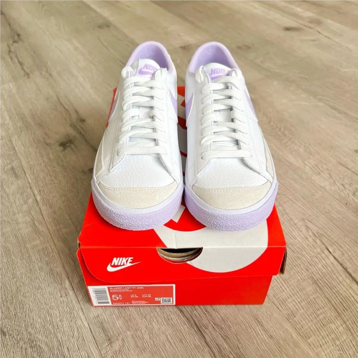 Nike shoes - White 1
