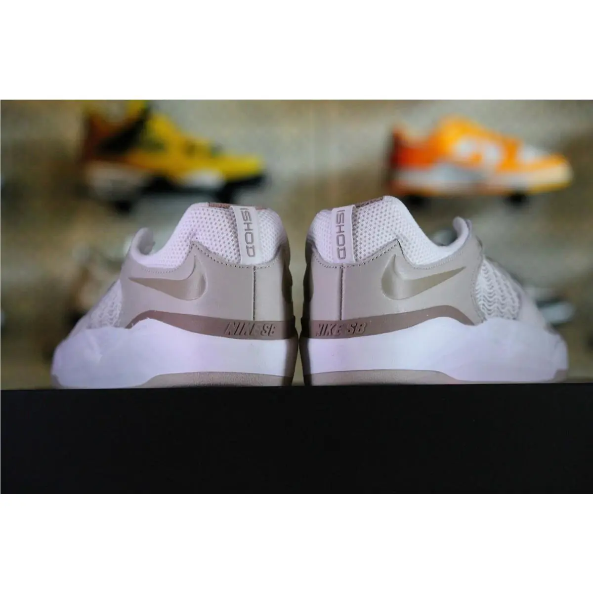 Nike shoes - Nike SB Ishod Wair Premium - DH1030-100 - Beige 2