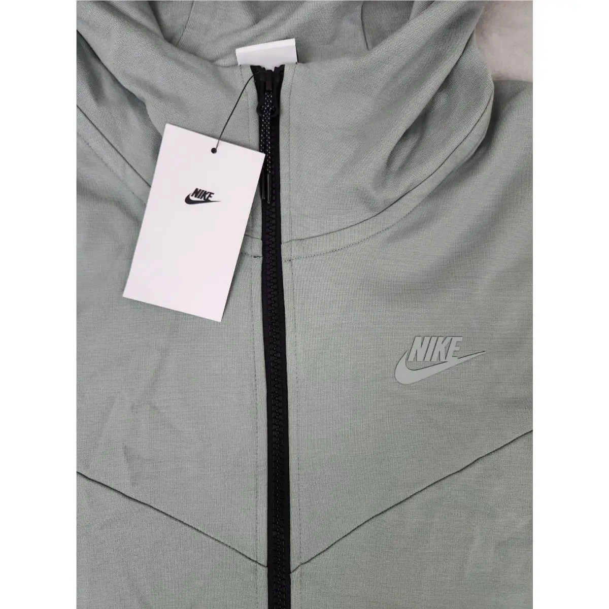 Nike clothing - Green 1