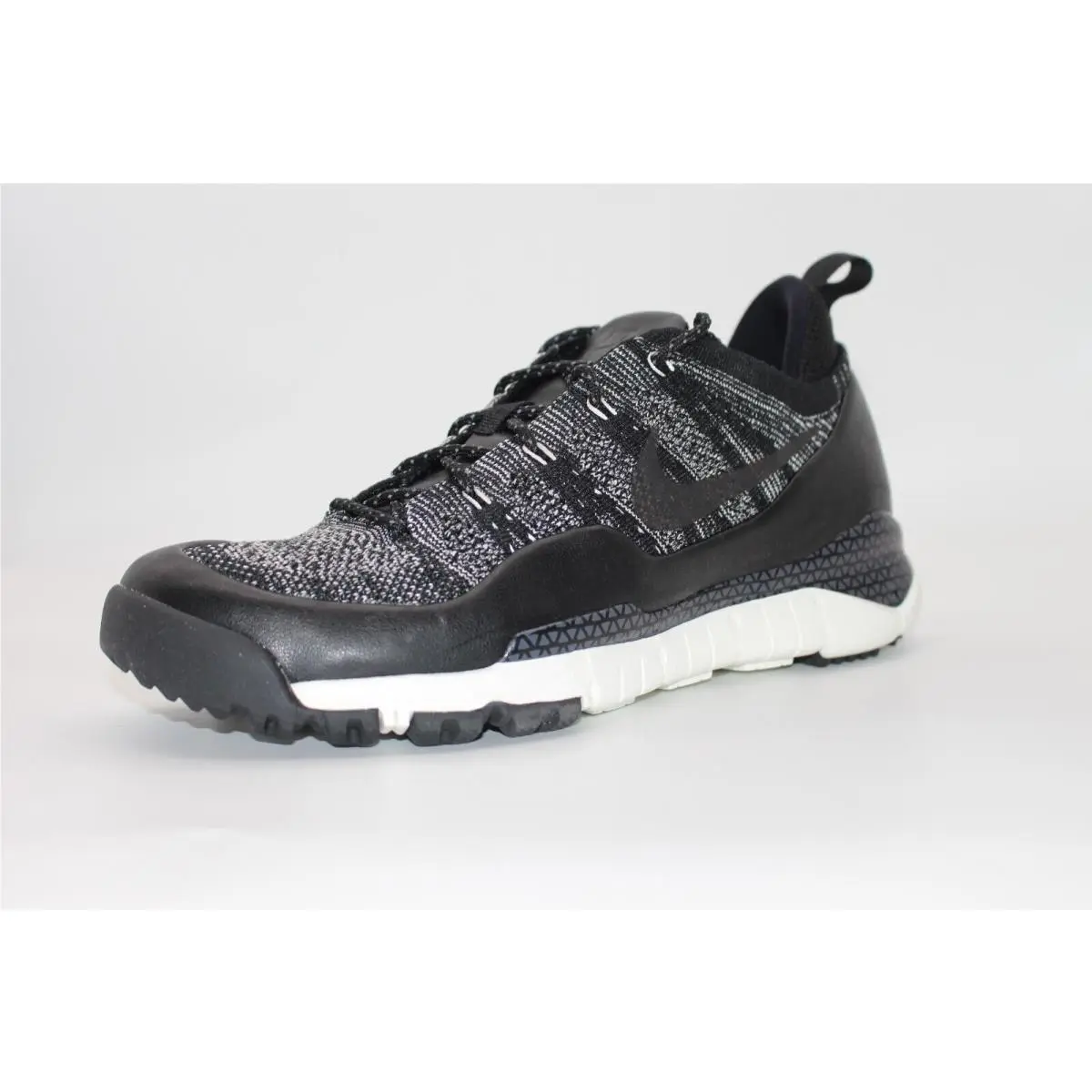 Nike shoes - Nike Lupinek Flyknit - Lupinek Flyknit - 882685-100 - Black (UPC: 886912235118) 1