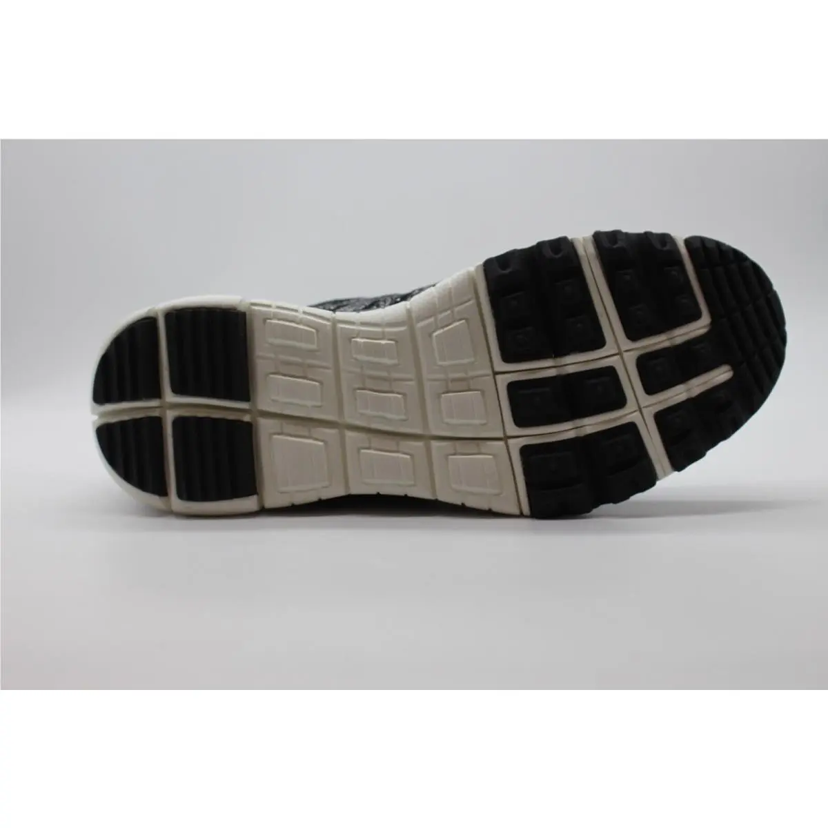 Nike shoes - Nike Lupinek Flyknit - Lupinek Flyknit - 882685-100 - Black (UPC: 886912235118) 4