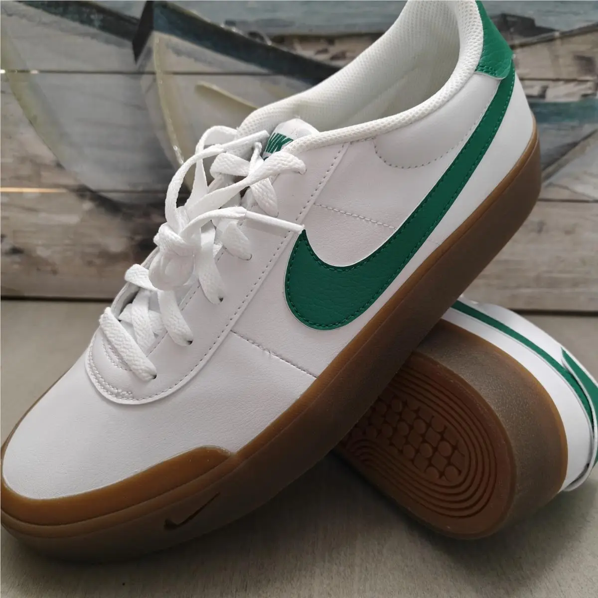 Nike Men`s Court Shot Tennis Lifestyle Shoes White Malachite Green Gum Size 10 - White