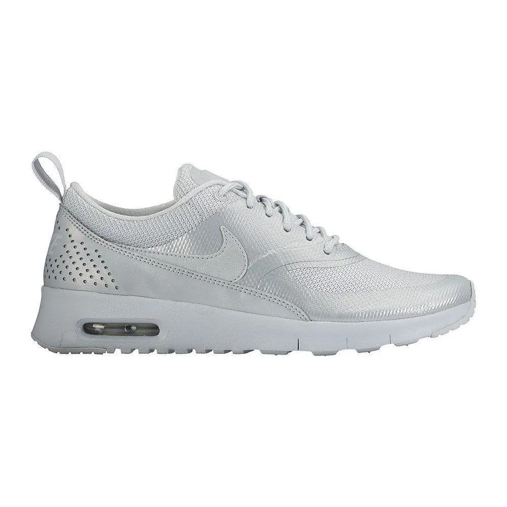 Nike shoes - Silver 3