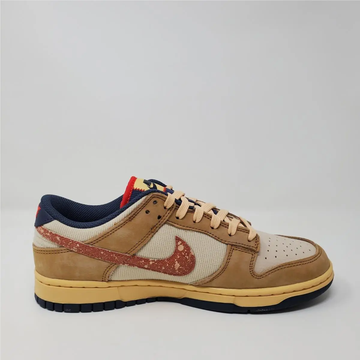 Nike shoes - Nike Dunk Low Retro SE - HQ3640-790 - Beige 1