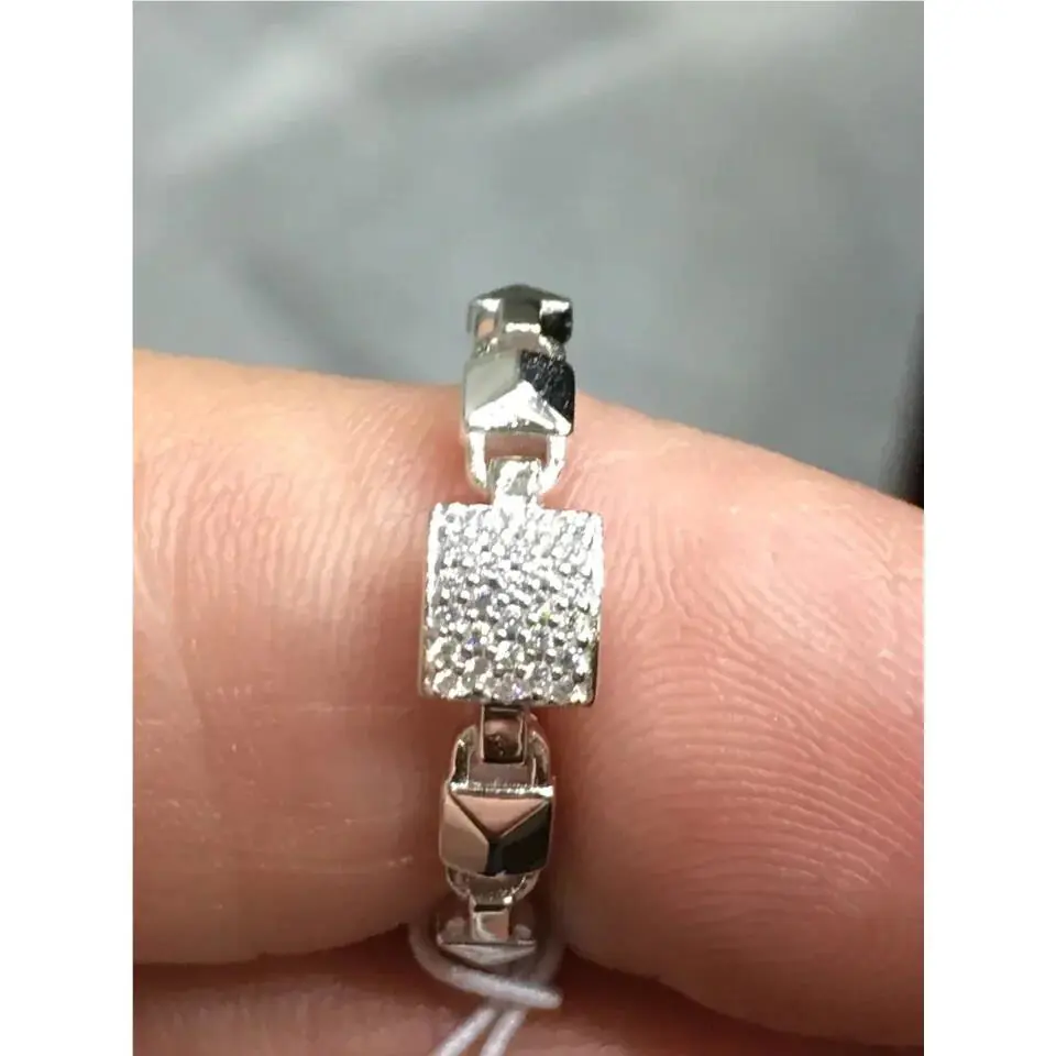 Michael Kors Mercer Link Pavé Center Ring Size 8 Silver Color