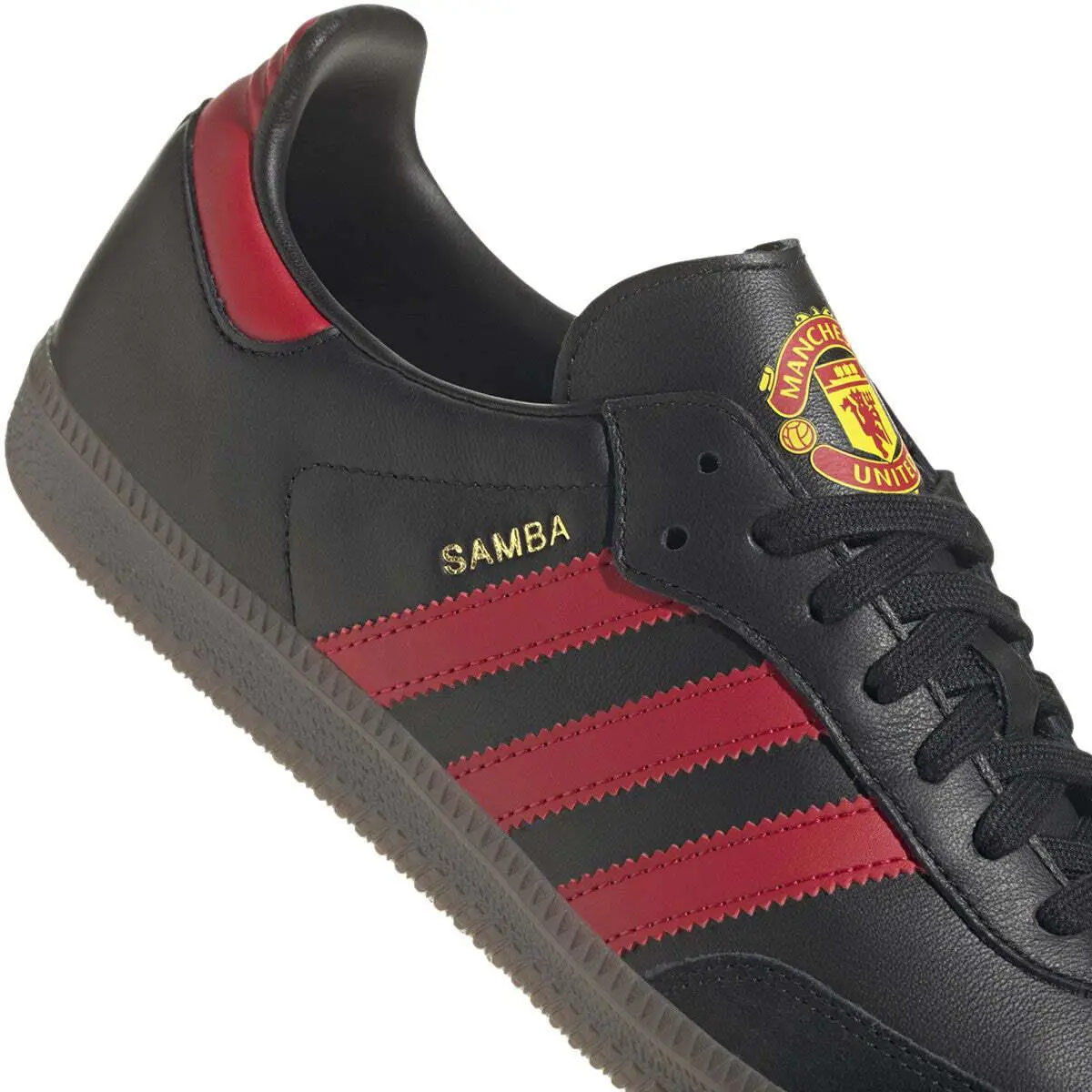 Adidas shoes - Cblack,Reared,Gum5 0