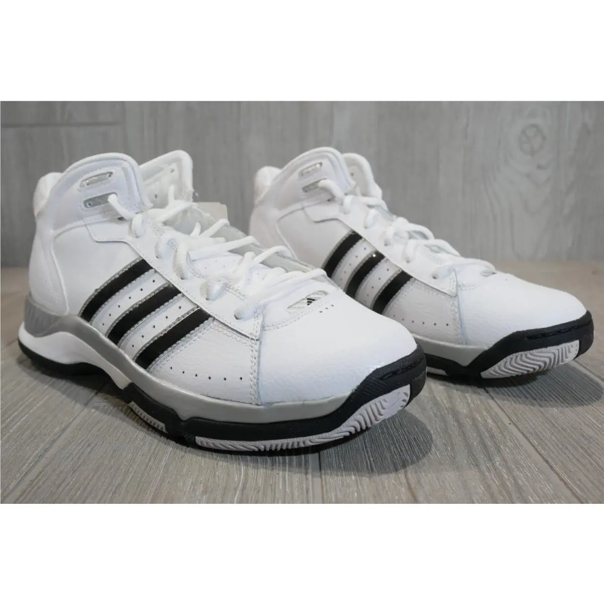 Adidas shoes - adidas Vintage - Vintage - White 1
