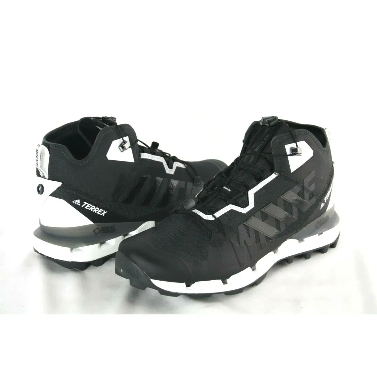 Adidas shoes - WM TERREX FAST GORETEX-SURROUND - TERREX FAST - db3007 - CARBON/BLACK/WHITE 12