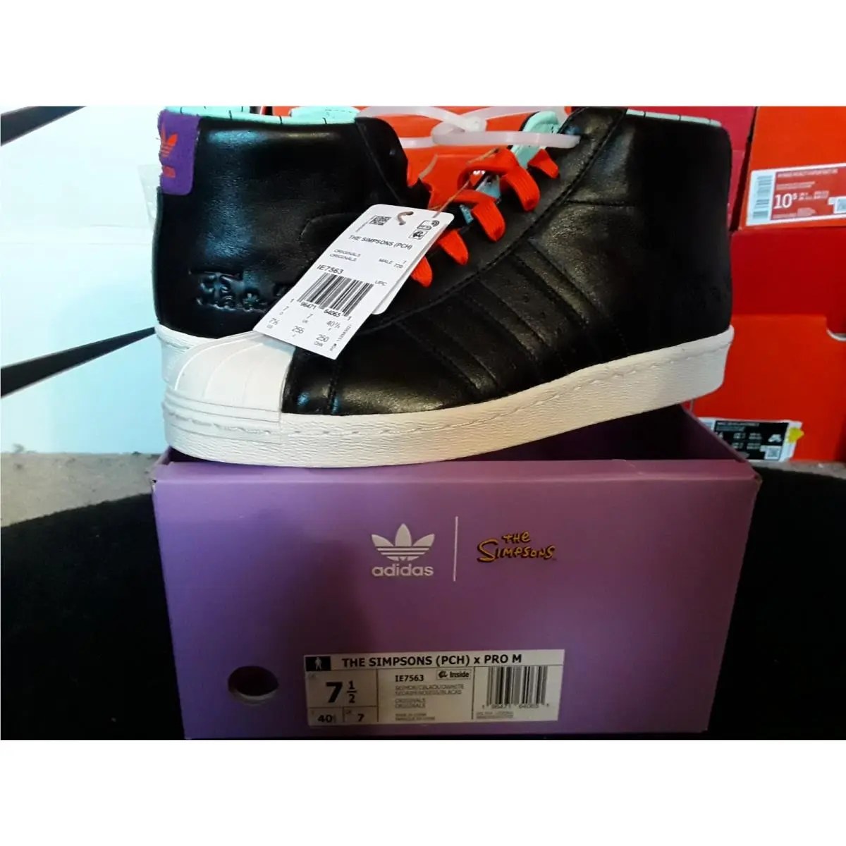 Adidas Originals Pro Model 80s Simpsons x Poochie Black Orange Off White IE7563