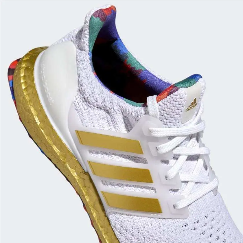 Adidas shoes - ULTRABOOST 5.0 DNA - ULTRABOOST DNA - HP7425 - Cloud White / Gold Metallic / Chalk White 6