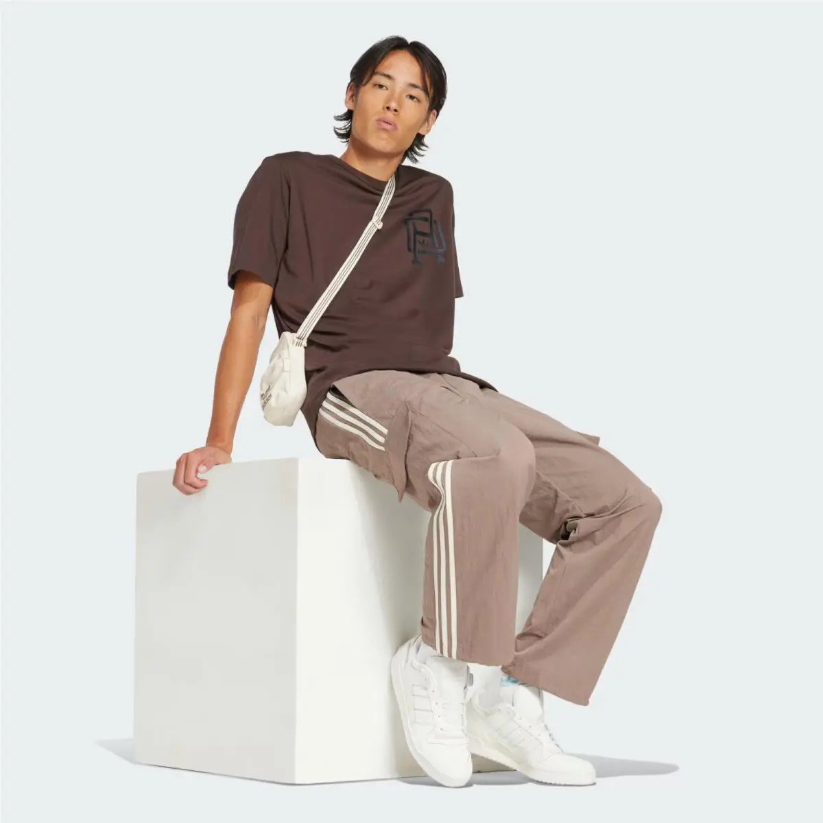 Adidas clothing - adidas Originals - Originals - JP1025 - Trace Brown 6