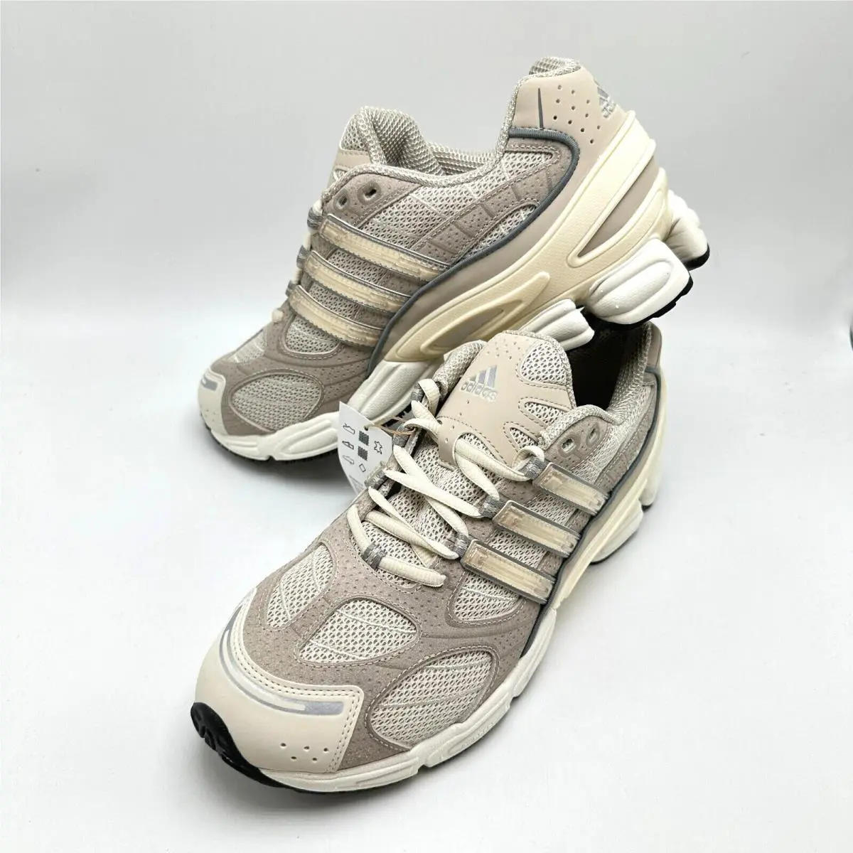 Adidas shoes - adidas Ozweego - Ozweego - IH0411 - Alumina/Grey Three/Silver Metallic 4
