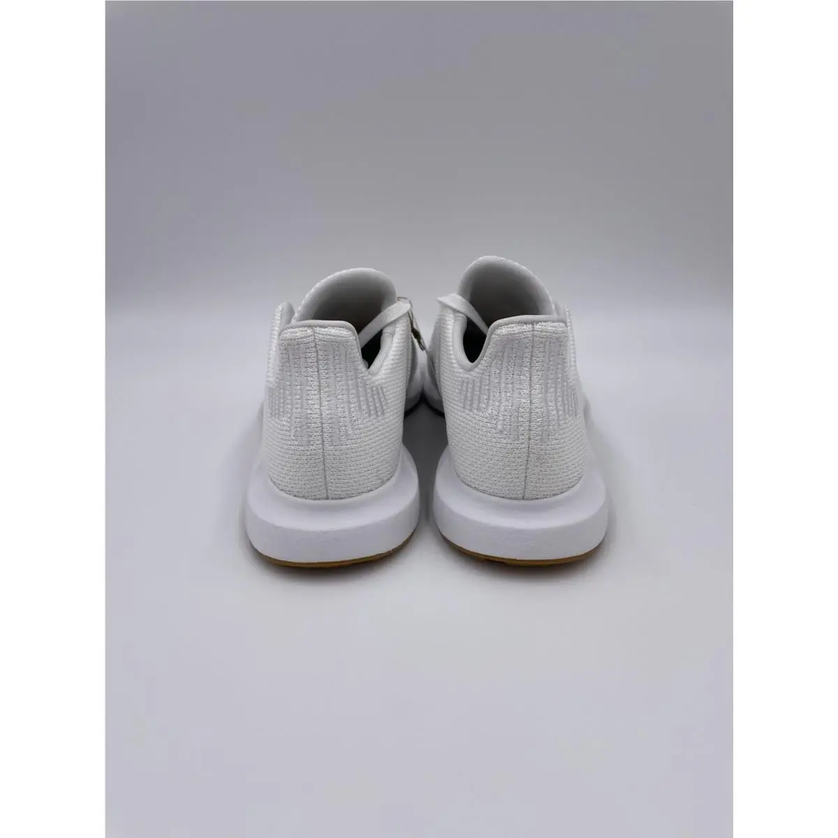 Adidas shoes - adidas Swift Run - Swift Run - White 10