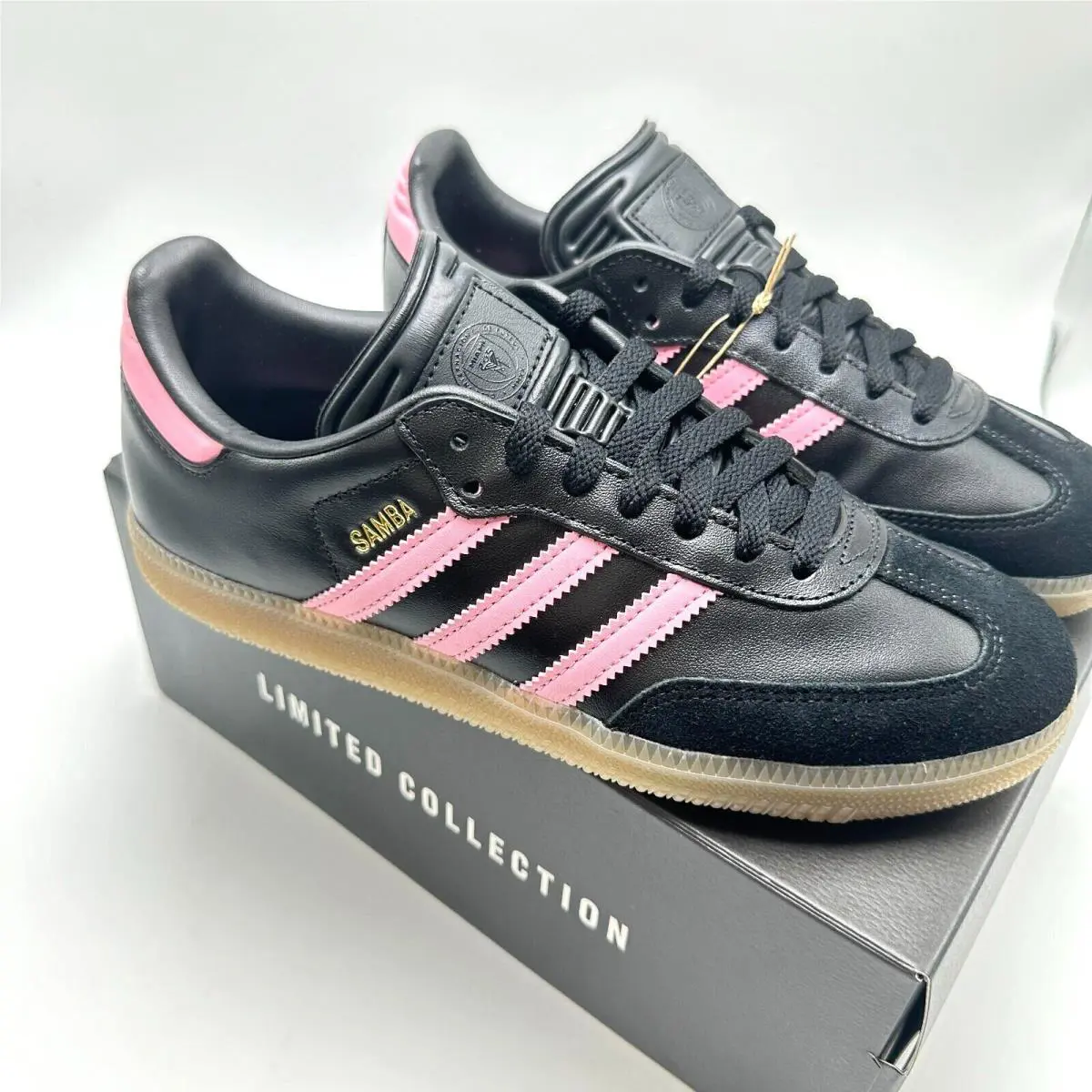 Adidas shoes - adidas Samba - Samba - IH8157 - Black/Pink/Gum 1