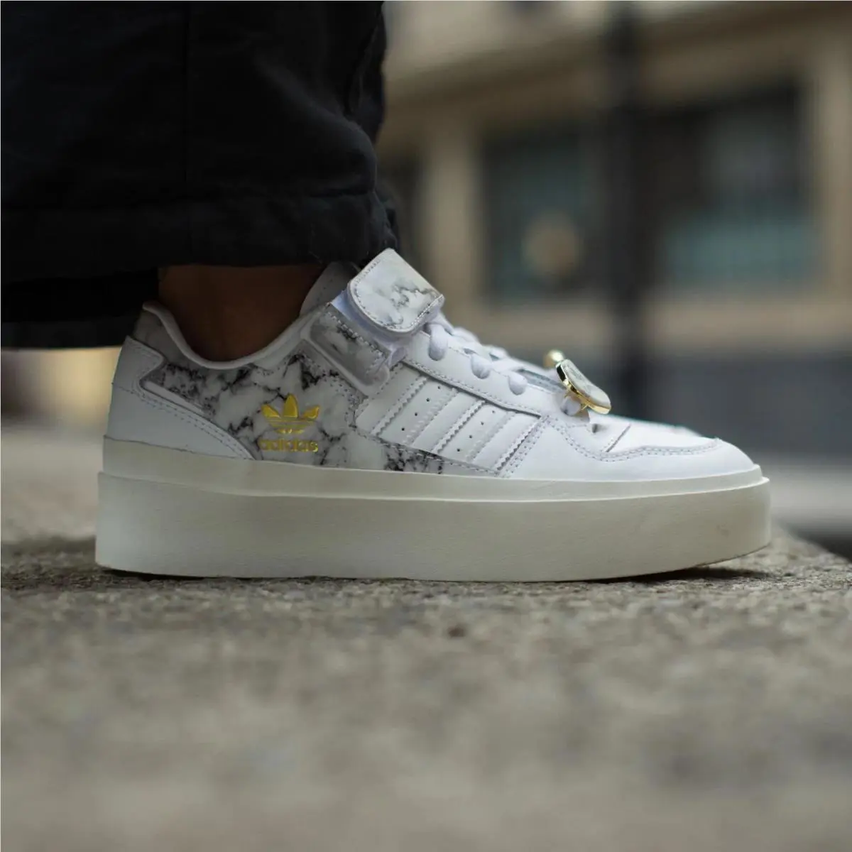 Adidas shoes - FORUM BONEGA - FORUM BONEGA - GY1541 - Cloud White / Cloud White / Gold Metallic 3