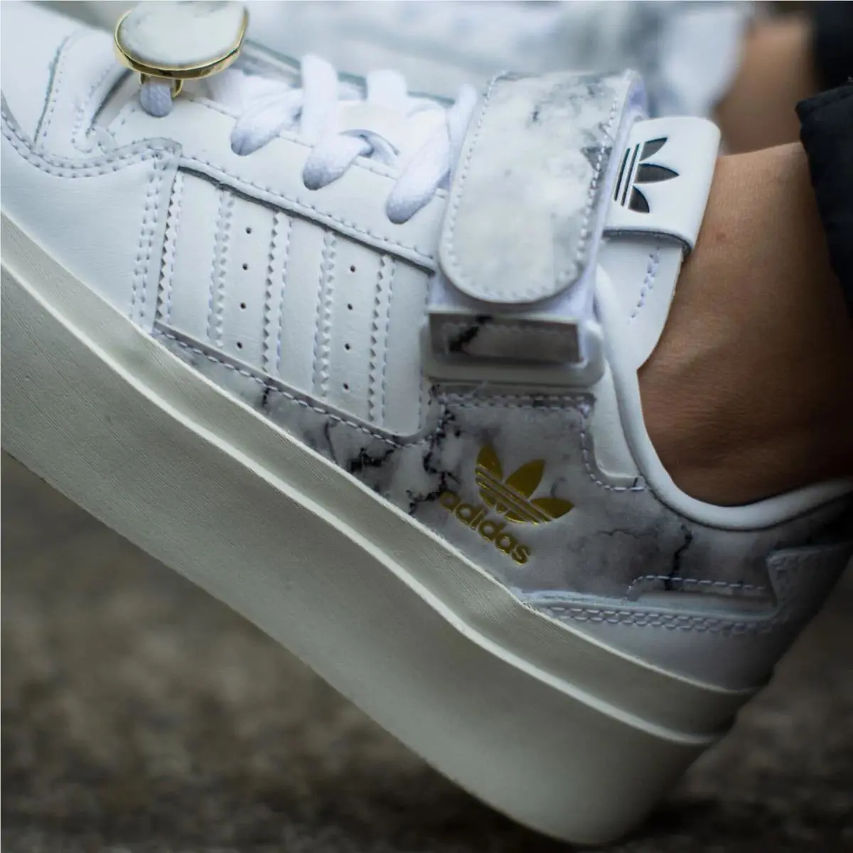 Adidas shoes - FORUM BONEGA - FORUM BONEGA - GY1541 - Cloud White / Cloud White / Gold Metallic 5