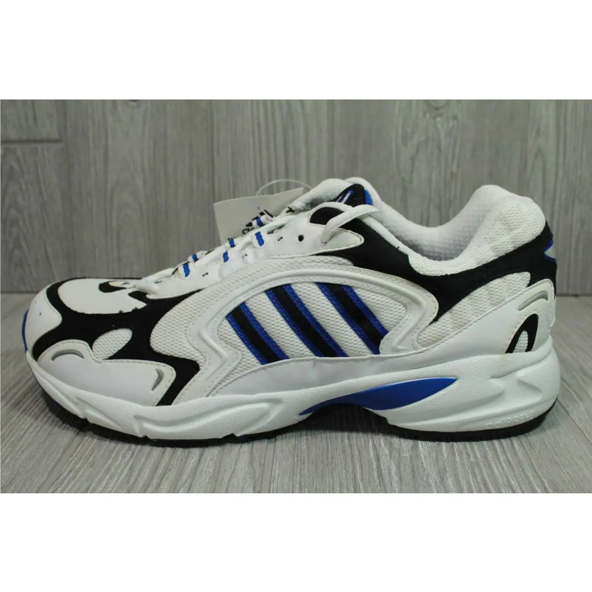 Adidas shoes - White 6