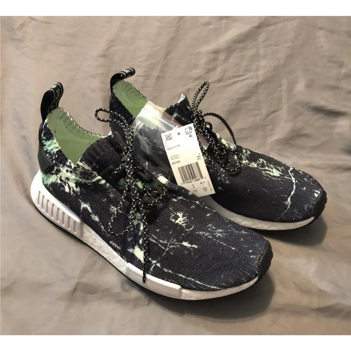 Adidas shoes - adidas NMD R1 - NMD - BB7996 - Black, Green 10
