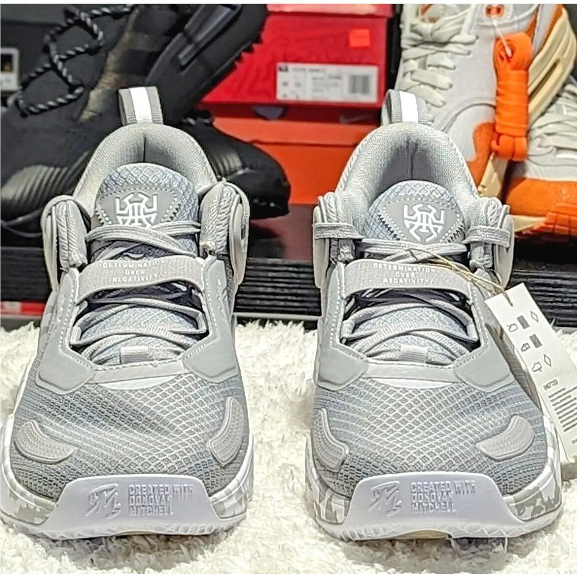 Adidas shoes - adidas D.O.N. Issue - Issue - H67723 - Gray 0