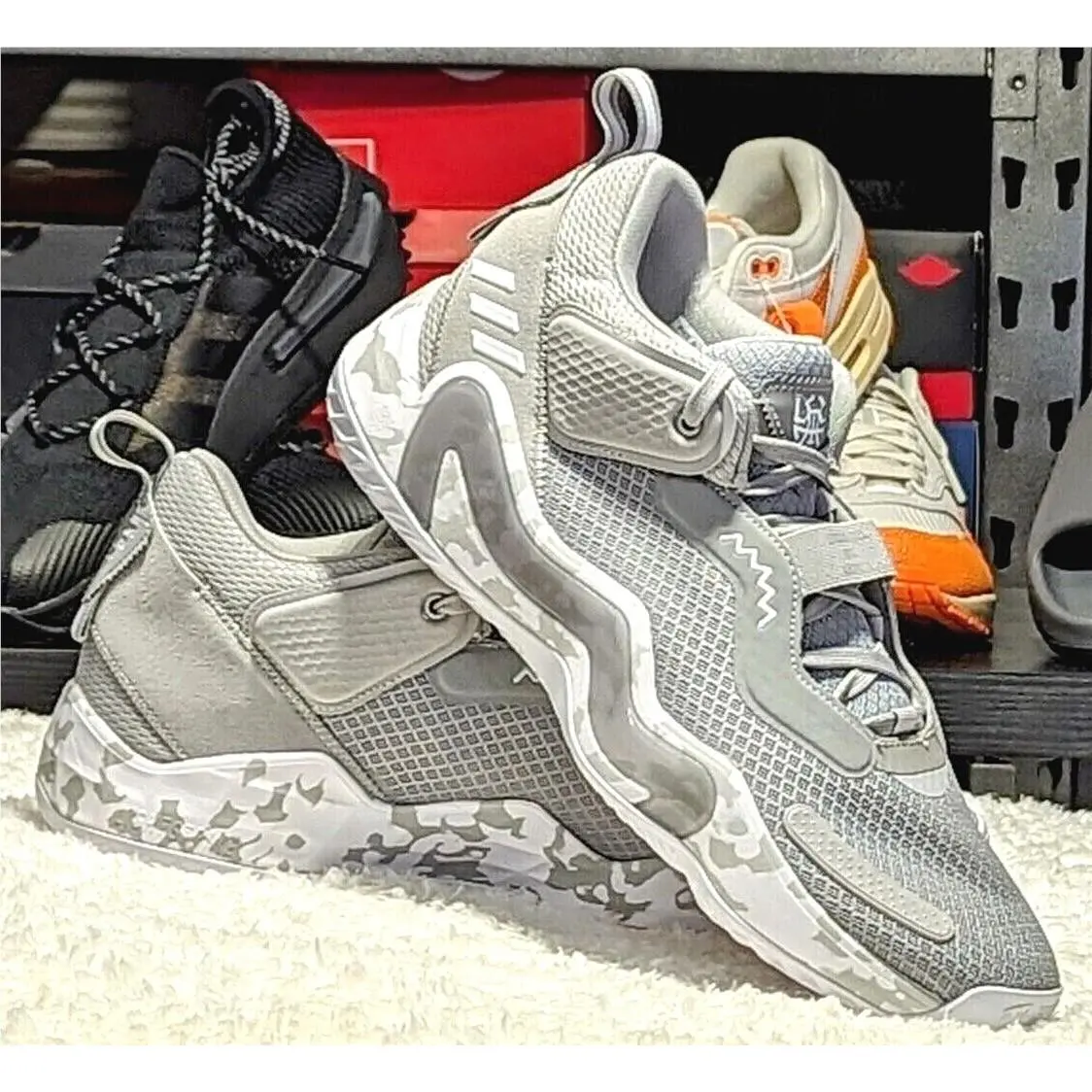 Adidas shoes - adidas D.O.N. Issue - Issue - H67723 - Gray 4