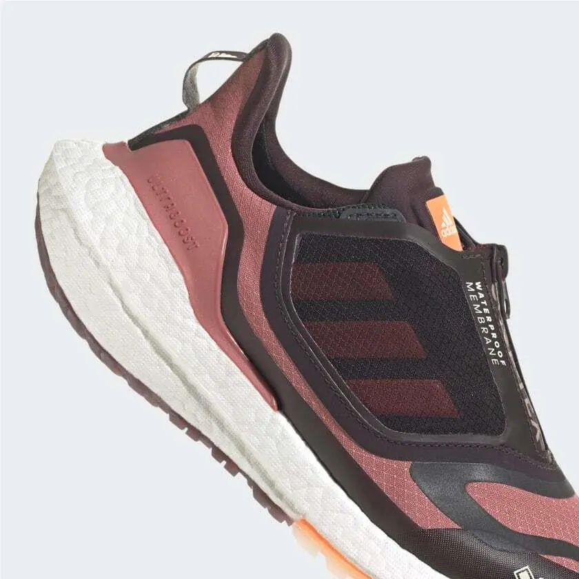 Adidas shoes - ULTRABOOST 22 GORE-TEX - ULTRABOOST - GX9131 - Wonder Red / Beam Orange / Shadow Maroon 5