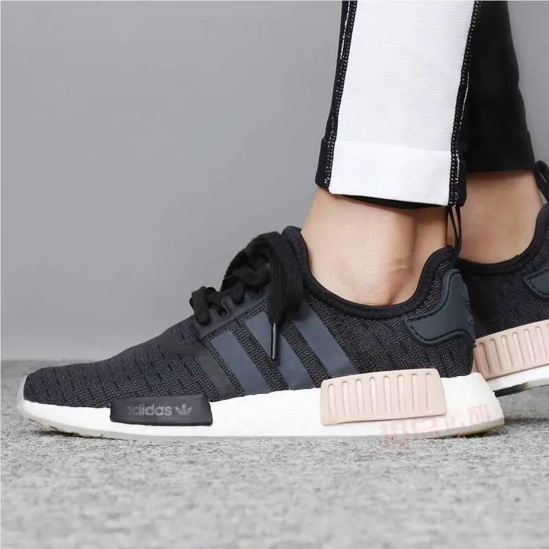 Adidas Nmd R1 Black Carbon Womens CQ2011