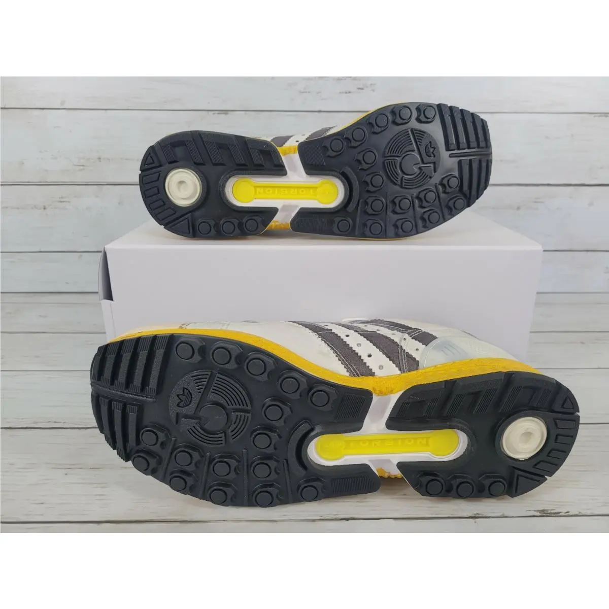 Adidas shoes - adidas Zx 8000 - FW6092 - White 2