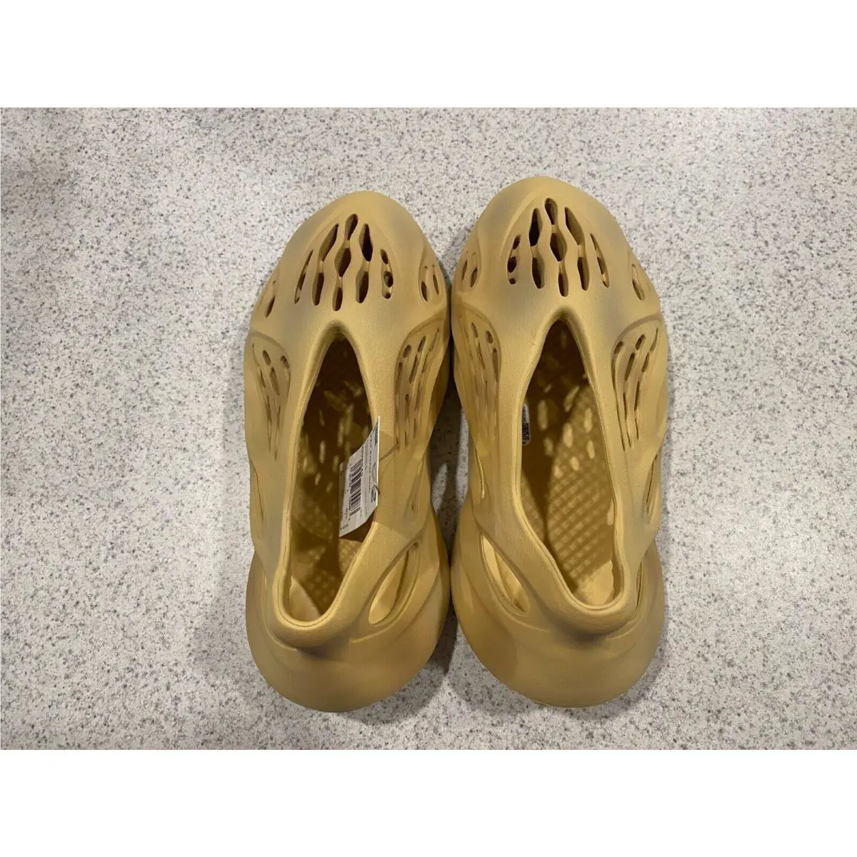 Adidas shoes - adidas Yeezy Foam RNNR - Yeezy Foam RNNR - GV6843 - Beige 0