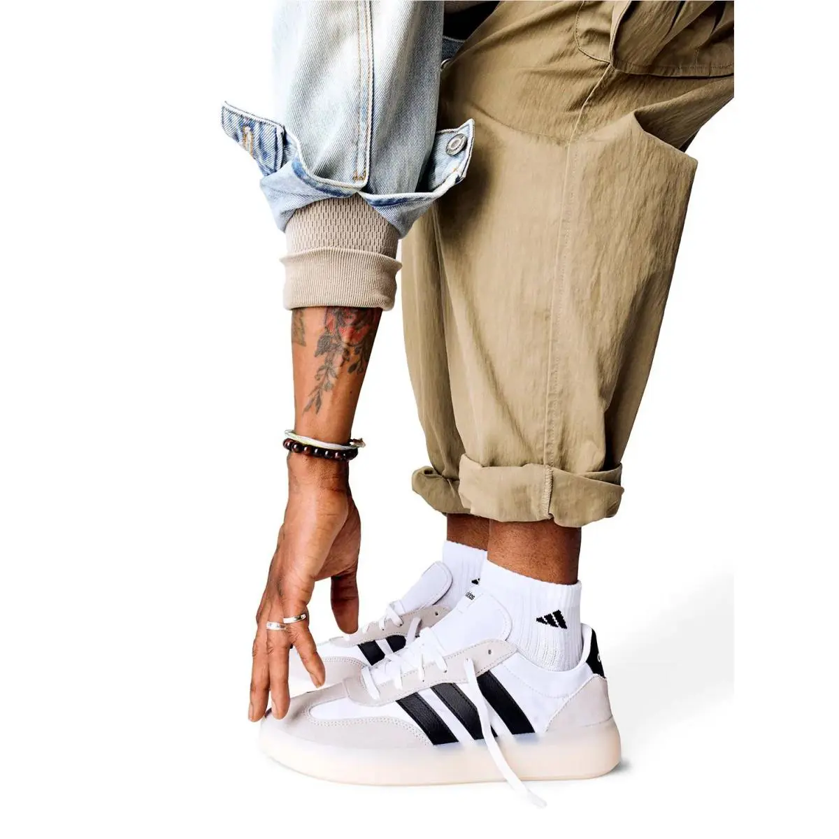 Adidas shoes - White/Black 7