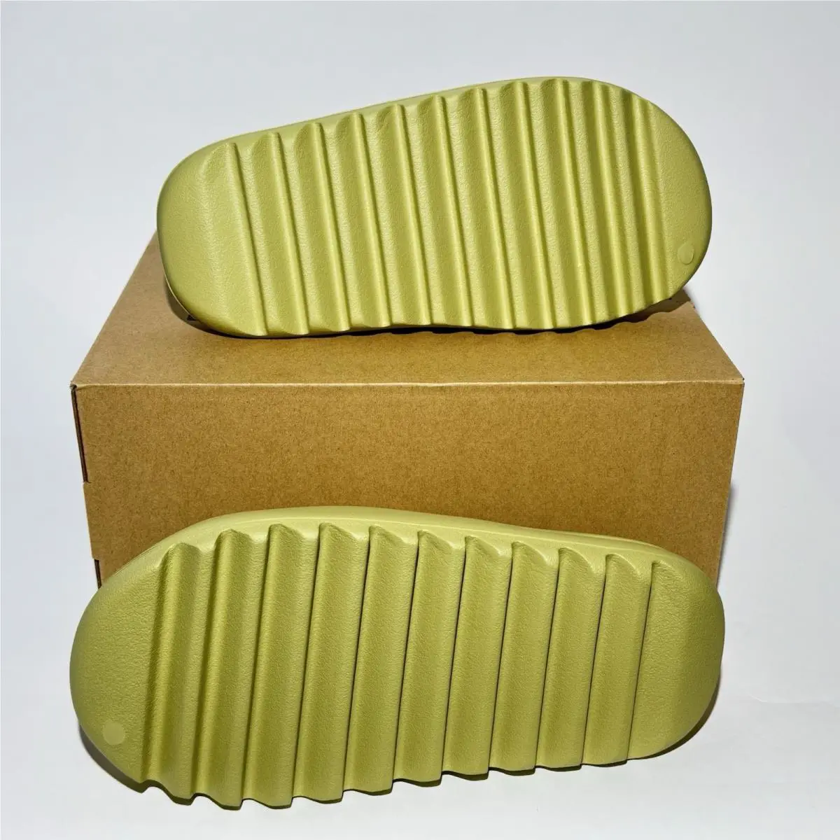 Adidas shoes - adidas Yeezy Slide - Yeezy Slide - FZ5904 - Brown 3