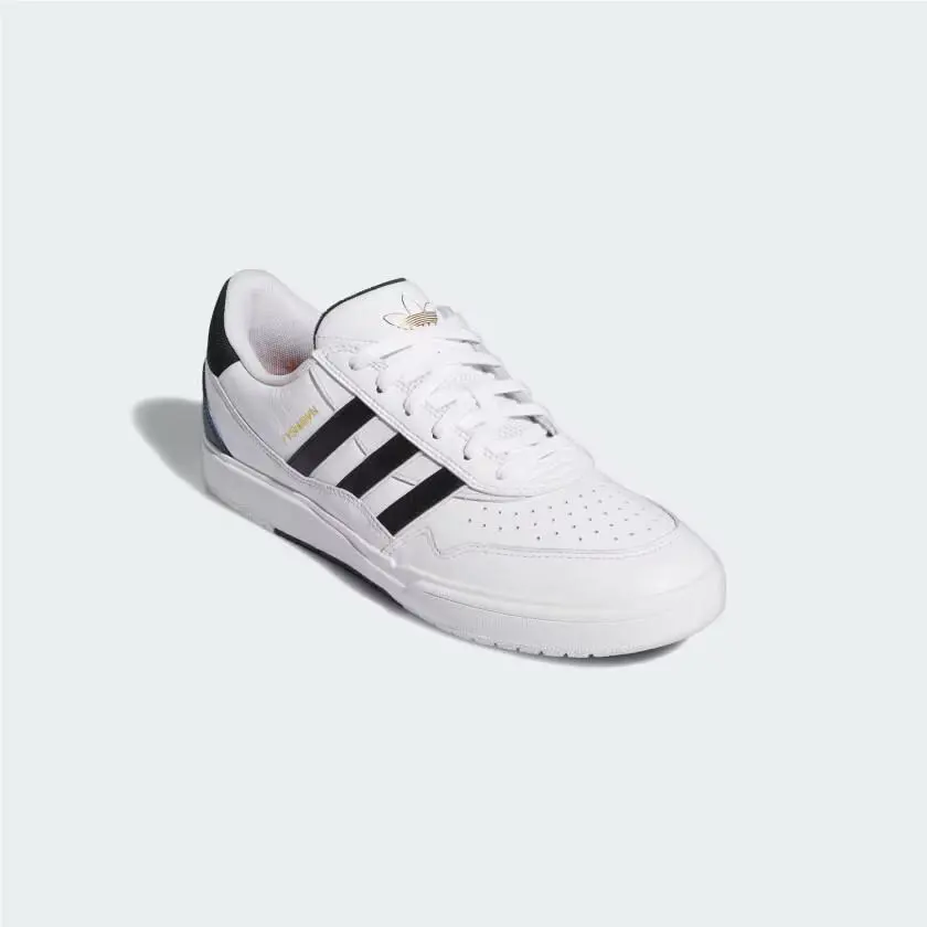 Adidas shoes - adidas Tyshawn - Tyshawn - IF9709 - Black 5