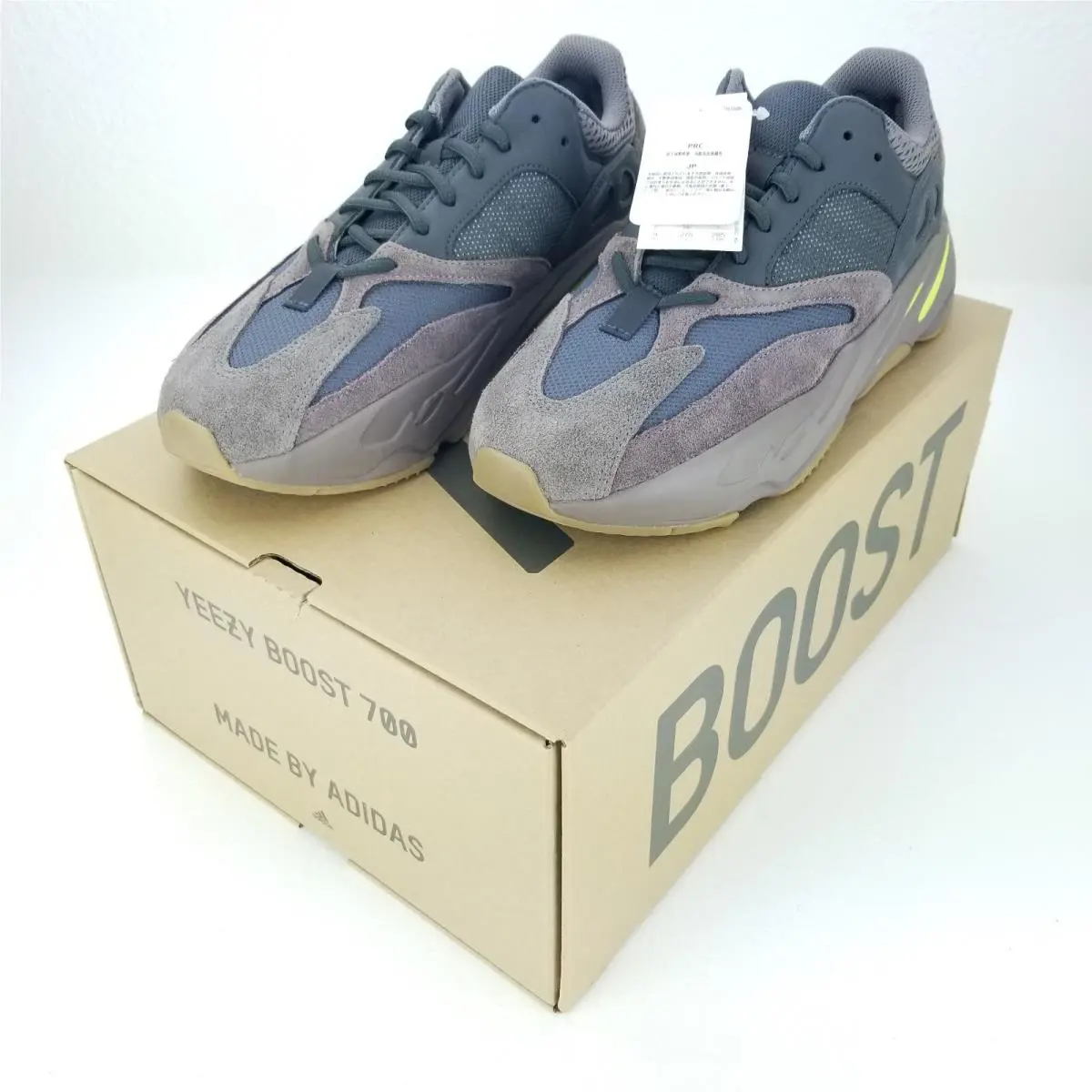 Adidas shoes - Adidas YEEZY BOOST 700 - YEEZY BOOST - EE9614 - mauve 20