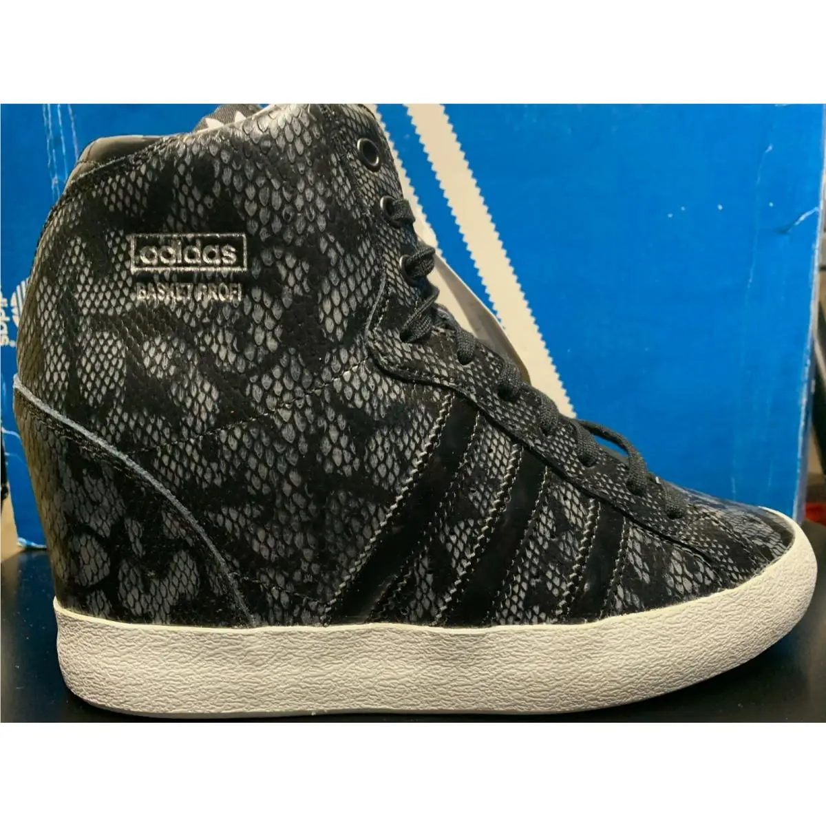 Adidas shoes - Q21911 - Q21911 - Black 4