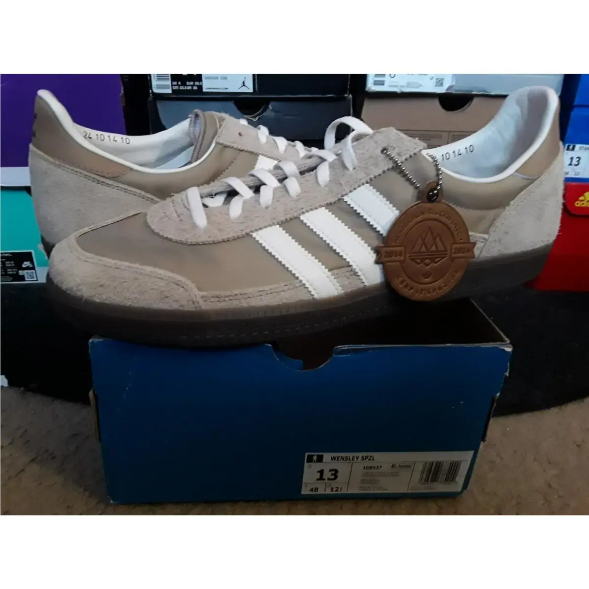 Adidas Originals Wensley Spzl Suede Cardboard Off White Gum Hemp Gazelle IG8937