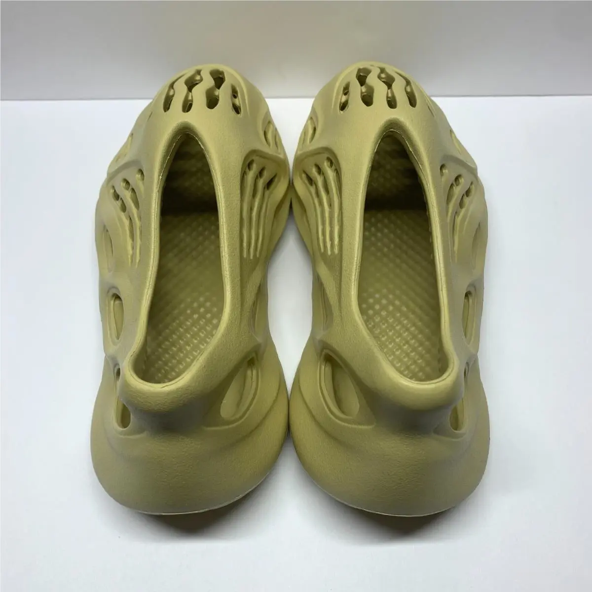 Adidas shoes - adidas Yeezy Foam RNNR - Yeezy Foam RNNR - GV6775 - Sulfur 5