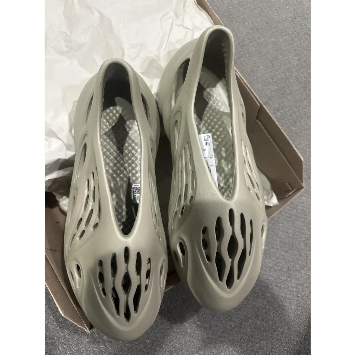 Adidas shoes - adidas Yeezy - Yeezy - GV6840 - Stone Salt 3