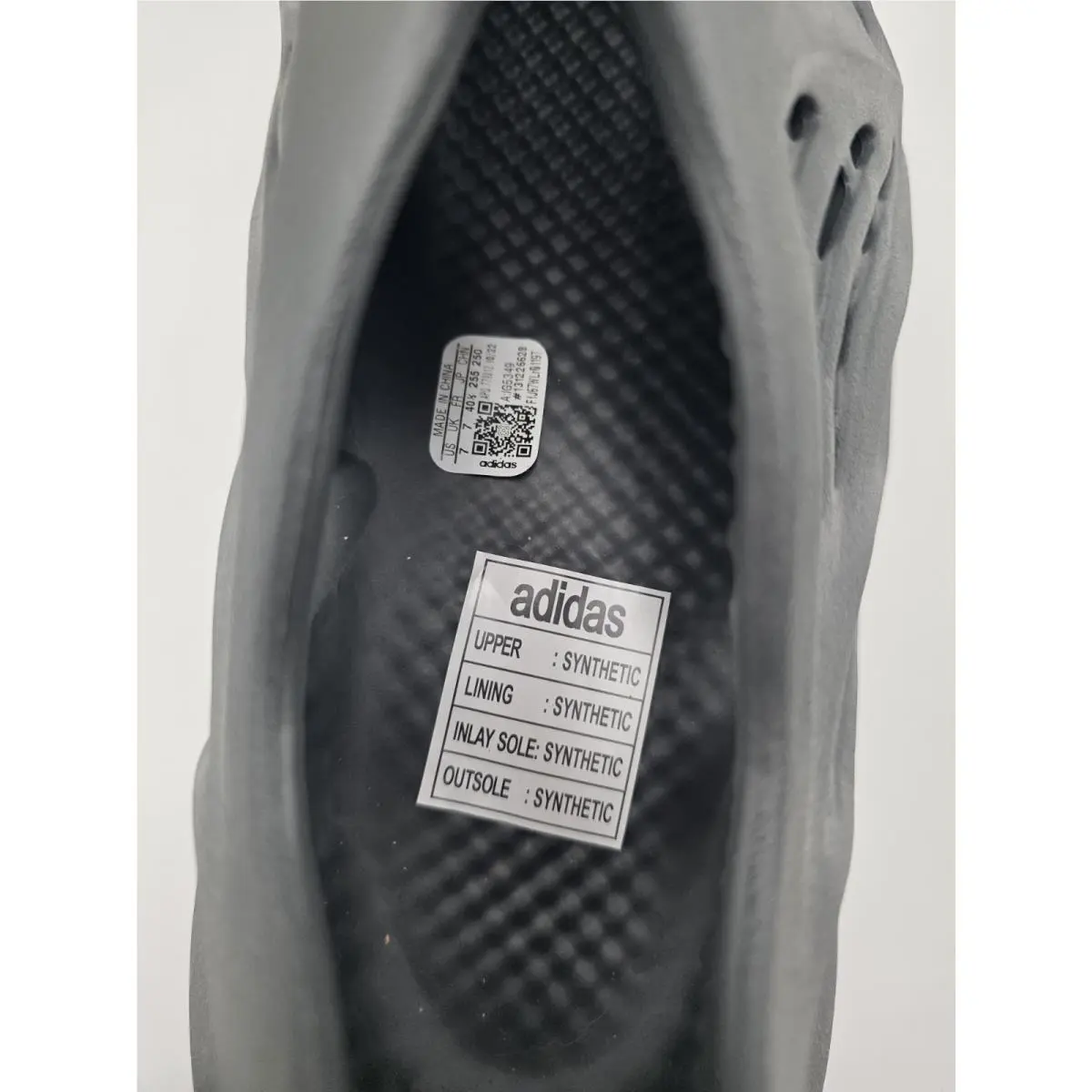 Adidas shoes - adidas Yeezy Foam RNNR - Yeezy Foam RNNR - IG5349 - Carbon 2