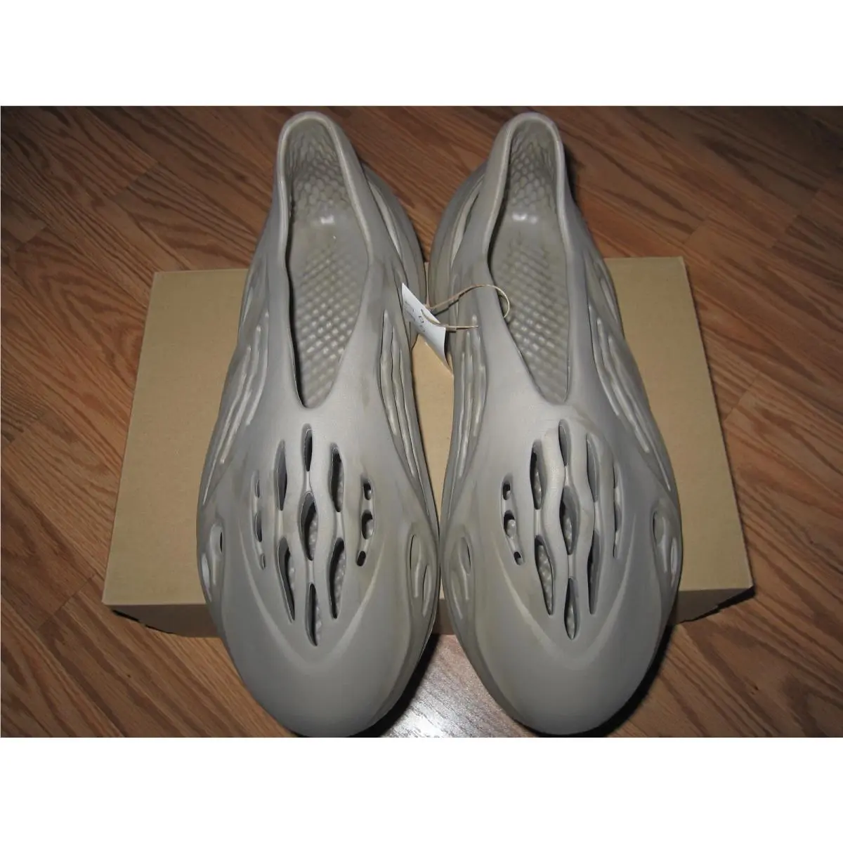Adidas shoes - adidas Yeezy - Yeezy - GX4472 - Beige (UPC: 195739108803) 0