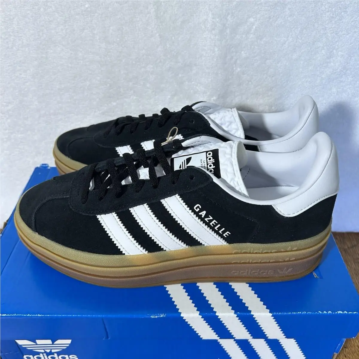 Adidas shoes - adidas Gazelle - Gazelle - IE0876 - Black 0