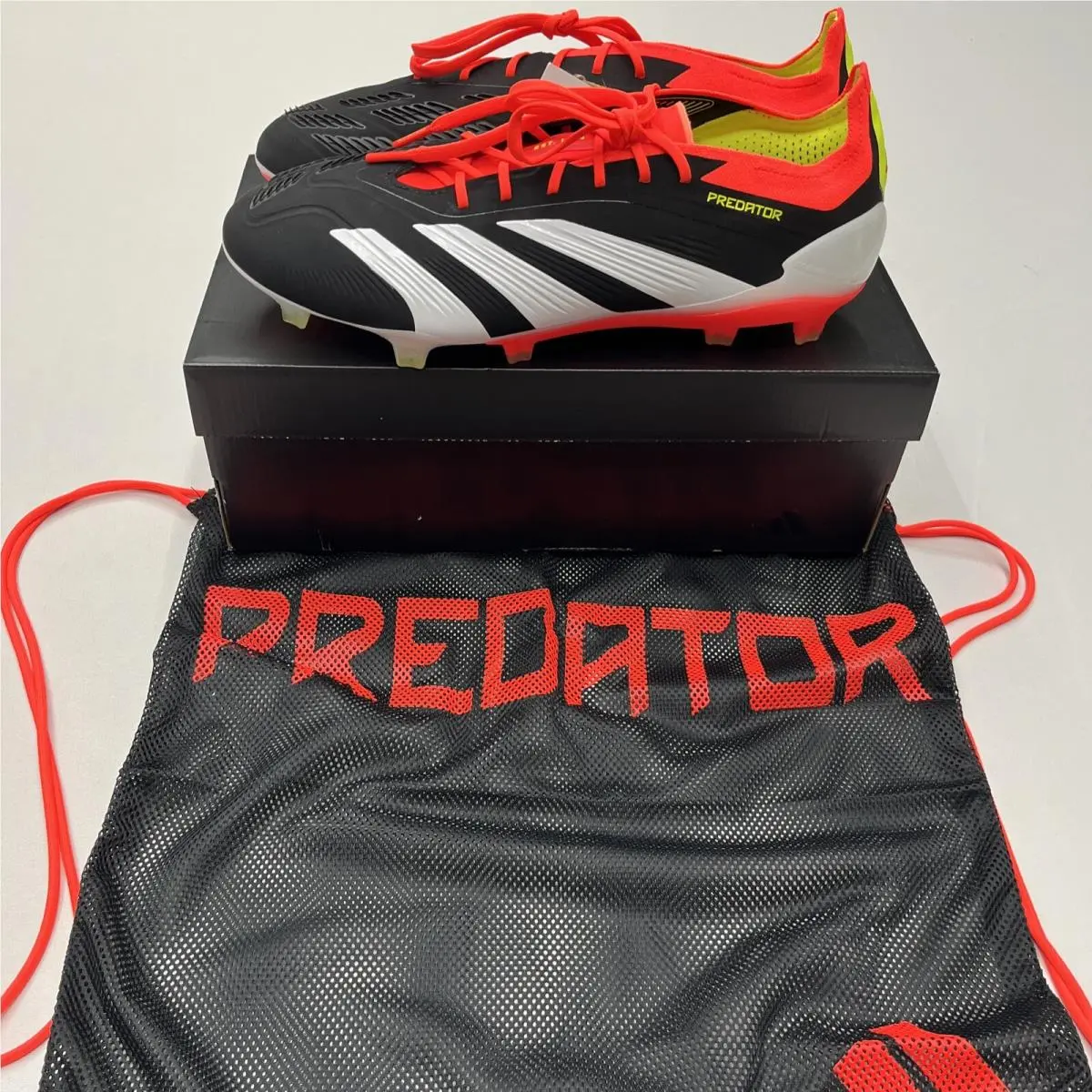 Soccer Predator Elite Low FG IE1802 Unisex Solar Red Black Mens Sz 7.5 US by Adidas