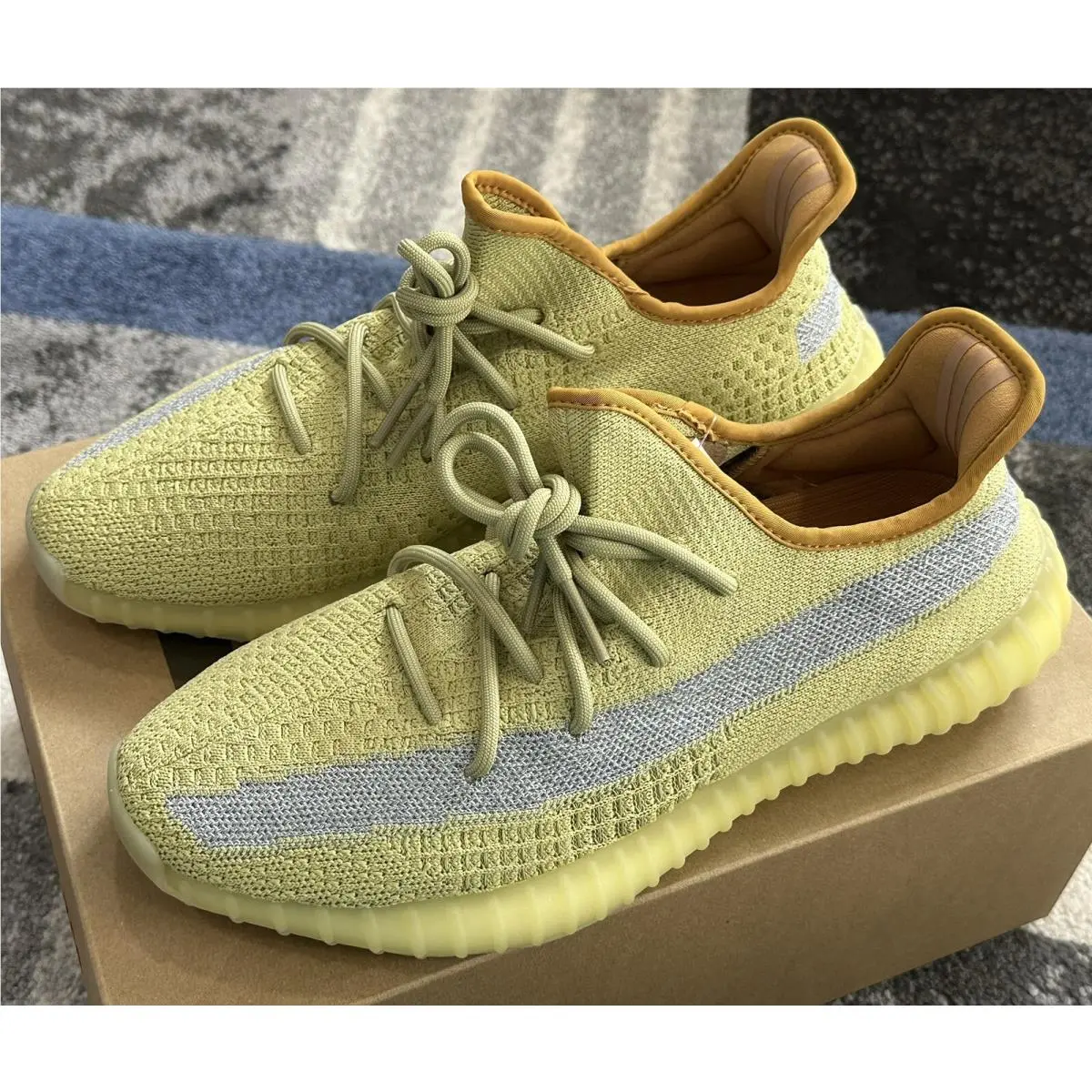 Yeezy Boost 350 V2 Marsh FX9034 Size 10 by Adidas