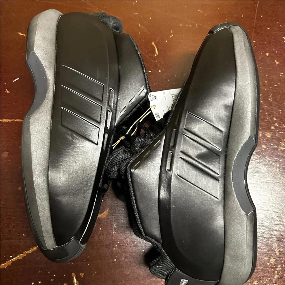 Adidas shoes - Black 3